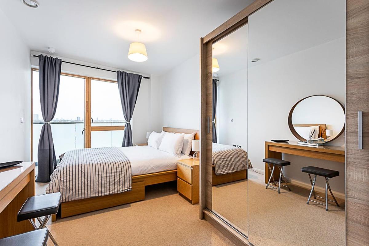 Apartamento Trendy Queen's Park With Views Across Londres